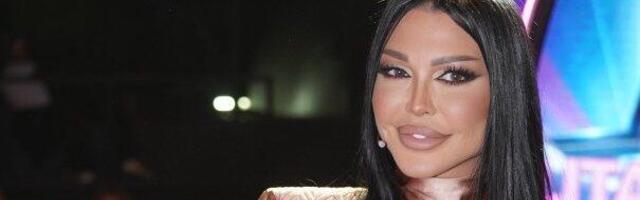 Maja polugola! Marinkovićeva se baškari na skupocenoj destinaciji i hvali oblinama