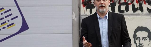 "Država se raspada, a vi snimate film"! Građanka prišla Draganu Mićanoviću na ulici i sve mu sasula u lice