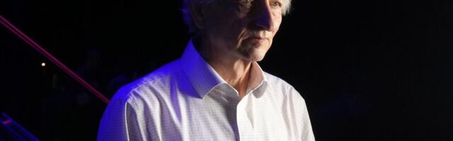 "Ljudi više neće imati gde da rade": Kum veštačke inteligencije najavljuje potpuni slom društva