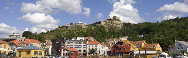 Norvežani su nas lagali kako provode zimu u malim gradovima: Na ulicama nema žive duše, opsednuti su pravilima, a sneg im stvara velike muke