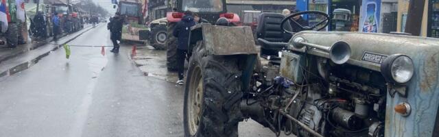 U utorak celodnevna blokada u Mrčajevcima, stari put Čačak – Kraljevo u Slatini neprohodan četiri sata