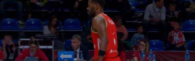 Au, odakle pogađa Batler!