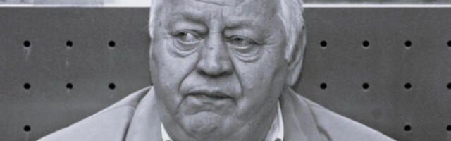 Човек гвоздених живаца