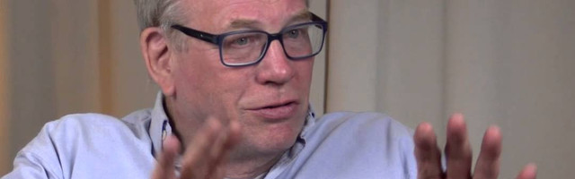 В. Енгдал: ЕУ ће тешко преживети искушења коронавируса