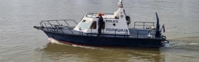 DRAMA KOD BEOGRADA NA VODI! Žena skočila sa Starog savskog mosta, REAGOVALA REČNA POLICIJA (FOTO)