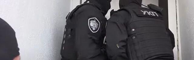 Snimak hapšenja bivših čelnika Opštine Rakovica i vlasnika firme: UKP upao u stanove, novi detalji akcije