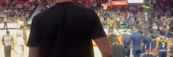 JOKIĆEV BRAT SKOČIO SA STOLICE U TRENUTKU JEZIVE POVREDE! Uživo gledao utakmicu, pogledajte kako je reagovao kada je Nikola pao