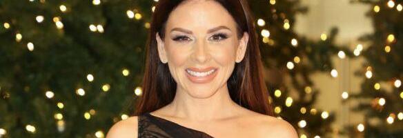 OVO JE BAKA ANE SEVIĆ! Voditeljka ponosno pokazala najstarije članove porodice, predivan prizor