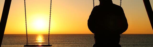 "Sin mi je umro od raka, niko me nije pitao kako sam, svi su oko žene", otac dirnuo na hiljade srca porukom o tuzi