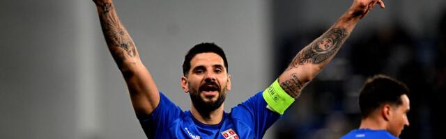 Kao u najboljim danima: Aleksandar Mitrović postigao gol u svom stilu za preokret protiv Saudijske Arabije! /VIDEO/