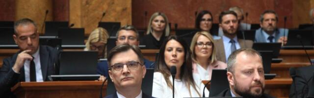Nastavlja se vanredno zasedanje Skupštine Srbije o Mrdićevim zakonima i drugim temama