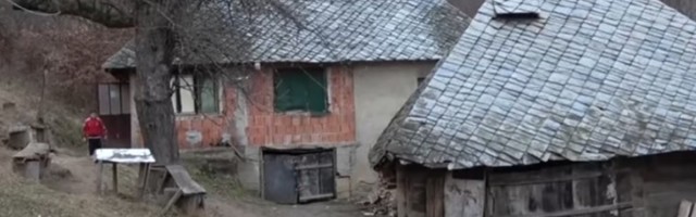 Mali Dragoslav u zagrljaju ljudi velikog srca (VIDEO)