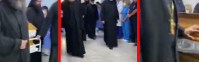 Potresni trenutak: Lekari, sestre i građani ispratili telo Amfilohija iz bolnice