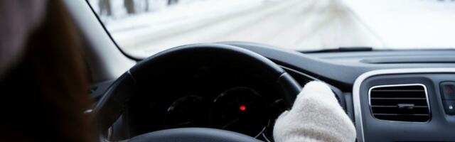 Ovaj auto je zver na snegu: Može da se kupi i za manje od 1.000 evra, mnogi ga se ne bi nikad odrekli (VIDEO)