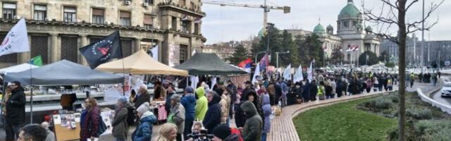 "Kukavice, raspiši izbore": Veliki odziv građana, akciji "Zajedno za studente" pridružili se i poznati glumci