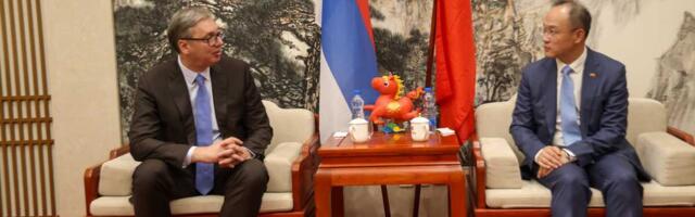 "NAROD SRBIJE I VUČIĆ IDU PUTEM PROSPERITETA" Ambasador Kine Li Ming poručio: Predsednik sve vreme vodi zemlju putem uspešne izgradnje!