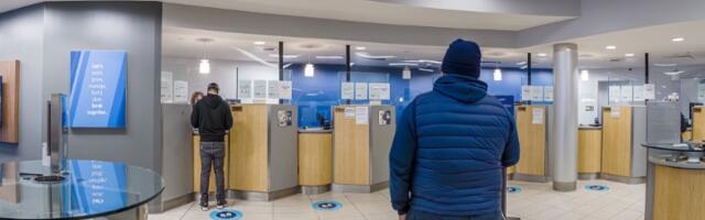 SRCE: Da li su štedni ulozi građana u bankama bezbedni od politike SNS?