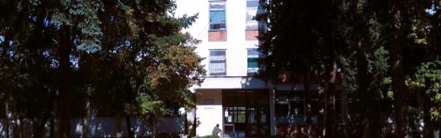 Posle jednodnevne onlajn nastave zbog prokišnjavanja, đaci u Pejkovcu ponovo u školskim klupama