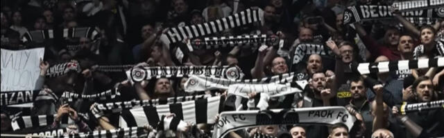 Dok košarkaši Partizana treniraju u Areni, Grobari grme “Izlazite napolje…” i pale baklje