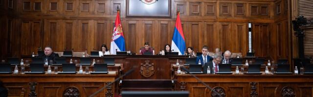 Skupštinski Odbor za kulturu i informisanje odbio da na dnevni red stavi zahtev za izveštaj o ministru Selakoviću