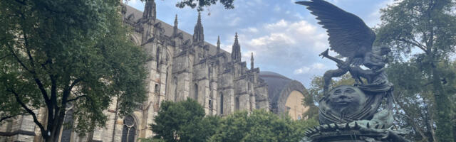 Teslina smrt tužna vest i za Eleonor Ruzvelt, Marka Tvena, Saru Bernar...