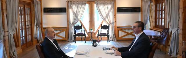 "U OPUŠTENOJ I SRDAČNOJ ATMOSFERI" Predsednik Vučić otkrio detalje razgovora na radnom doručku s predsednikom Azerbejdžana Ilhamom Alijevim