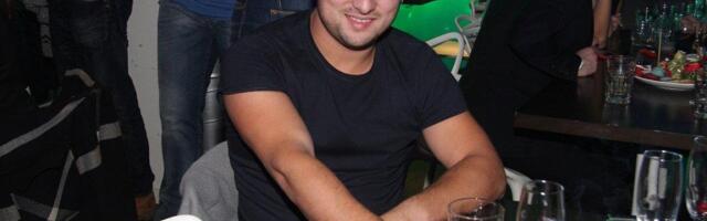 STIŽE ŠESTO DETE: Pevač sa dve žene ima petoro dece, sada obavestio da stiže još jedan naslednik: Svake godine po jedno