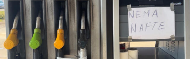 Otimačina oko goriva u Crnoj Gori: Buše rezervoare na parkingu, ne prezaju od policije