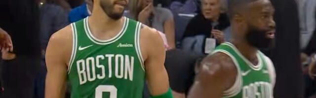 Tejtum dominirao, Boston gazi rivala: Seltiksi pokazali silu protiv Filadelfije (VIDEO)