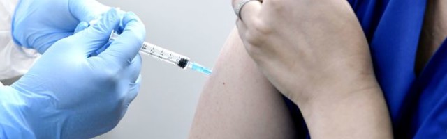 Само петина Београђана је за вакцинацију – многи су неповерљиви и чекају избор произвођача