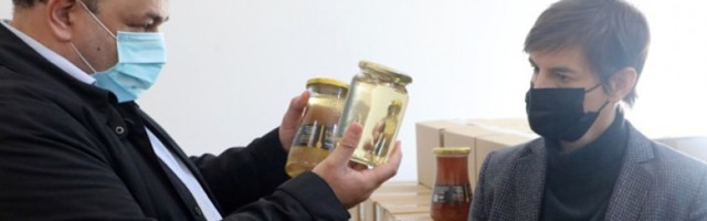 Пчелари се удружили и постигли рекордан извоз и цену меда