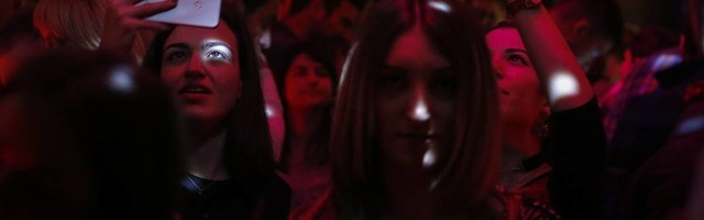 Pitanje je dana kada će u srpske kafiće i klubove ulaziti samo vakcinisani i testirani - evo kako će to da izgleda
