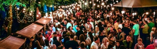 Ovako je bilo na četvrtom Sajmu vina na gradskoj plaži (FOTO)