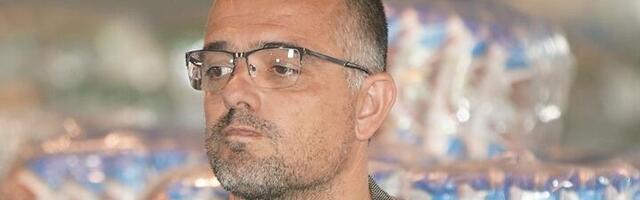 "Ne vraćaj se kući, ćaci": Vruć doček za Nedimovića, ljudi ga PLJUVALI (VIDEO)