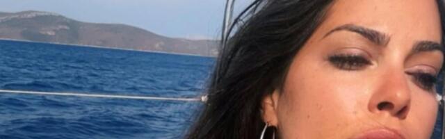 Isidora Građanin kao SIRENA U BIKINIJU! Kada vidite fotke biće vam jasno zašto važi za jednu od NAJLEPŠIH I NAJZGODNIJIH srpskih glumica (VIDEO)