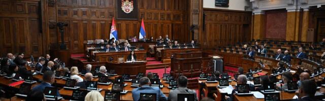 Žestok sukob u Skupštini: Đilas tražio zabranu SNS-a, Brnabić uzvratila optužbama da Đilas želi da hapsi studente