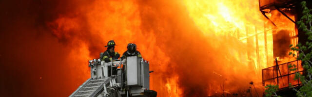 NAJMANJE 23 OSOBE STRADALE! Stravičan požar u popularnom noćnom klubu! (VIDEO)