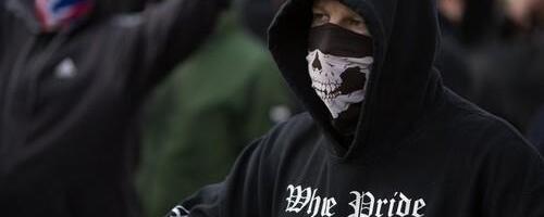 NEONACISTI MOGU PONOVO SLOBODNO DA ŠETAJU ULICAMA NEMAČKE! Savezni upravni sud UKINUO zabranu delovanja grupe "Hammerskins Deutschland" (VIDEO)