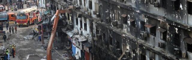 STRAVIČNO! Oko 50 mrtvih i više desetina nestalih u požaru u poznatom tržnom centru! (FOTO)