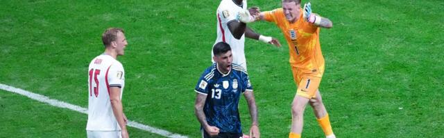 "Nadam se da neću biti tako glup!" Englez "pokopao" štopere Argentine pre meča, pa zažalio!