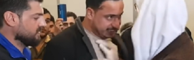 „Kada ga duh napadne, čitavo telo mu se grči i uvija" (VIDEO)