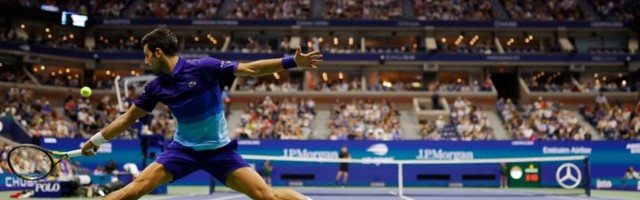 Novakova igra sa Sašinom glavom: Izazivač broj jedan i 0:12 protiv TOP 10 na tri dobijena seta