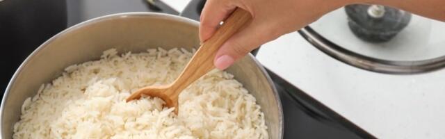 Beograđanka se šokirala kada je otvorila pakovanje pirinča: Rok trajanja je ispravan, ali unutra nešto gmiže!