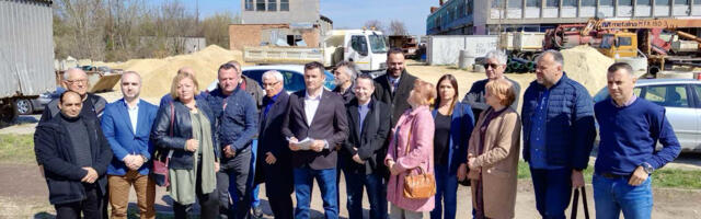 Kragujevačka opozicija najavila podnošenje krivičnih prijava protiv gradskih čelnika zbog zemljišta kod „Zastavinog servisa“ (VIDEO)