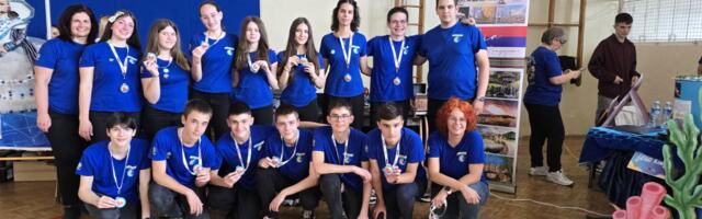 Program FIRST Lego League – Ekipa Prve kragujevačke gimnazije Kopipodi, po četvrti put uzastopno osvojila je prvo mesto