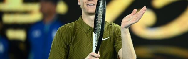 „Kada u blender stavite Andrea Agasija i Novaka Đokovića, dobijete Janika Sinera“