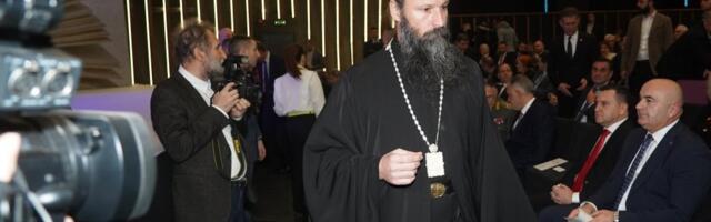 Poznati koji su slavu zamenili monaškim životom: Jedan je bio zvezda "Otvorenih vrata", a druga je otišla u najstrožu izolaciju