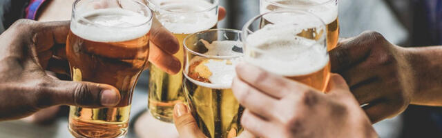 RUSI PRESTALI DA PIJU: Neverovatni podaci koliko se trenutno kupuje alkohol u ovoj zemlji!