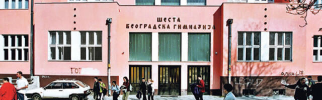 У школама у Србији данас почиње друго полугодиште