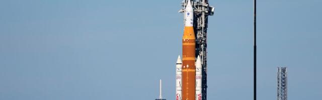 Odbrojavanje počelo: Sve spremno za PRVI LET DO MESECA posle pola veka! Da li će Artemis II konačno poleteti?